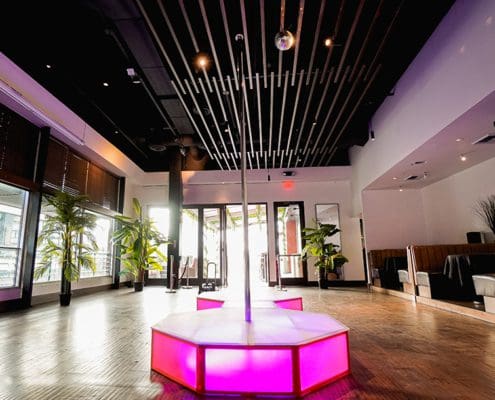 twin stripper pole stage setup and ceiling free poles in restaurant setting at santa monica promenade 1000px twin stripper pole stage setup and ceiling free poles in restaurant setting at santa monica promenade 1000px
